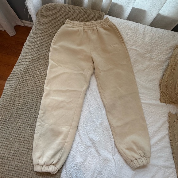 Comfrt Set - Picture 3 of 7